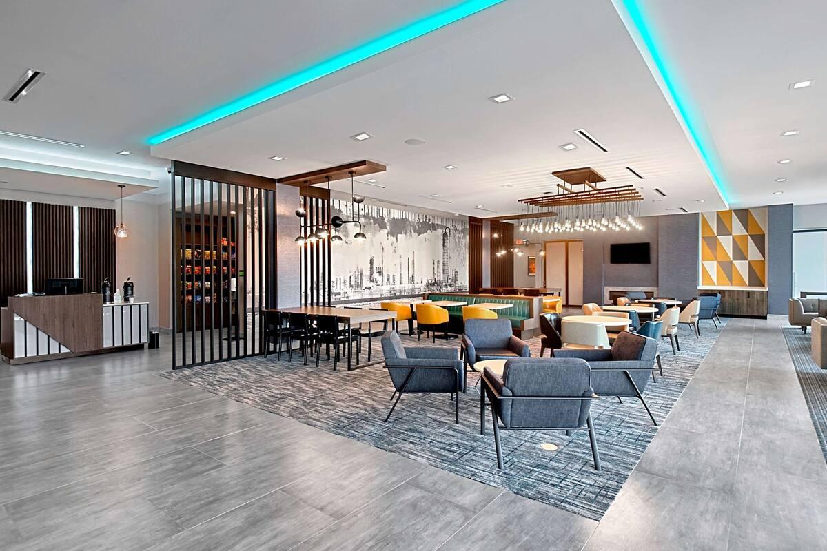 La Quinta Inn & Suites By Wyndham Texas City I 45 المظهر الخارجي الصورة