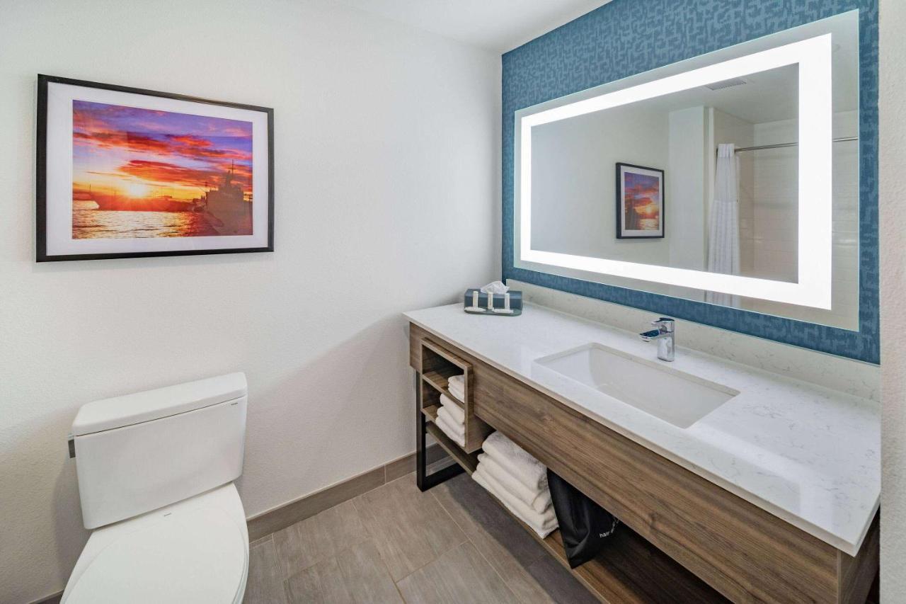 La Quinta Inn & Suites By Wyndham Texas City I 45 المظهر الخارجي الصورة